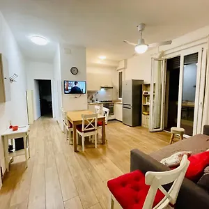 https://castle-door-house-single-rooms-with-double-beds-near.emilia-romagnahotels.net